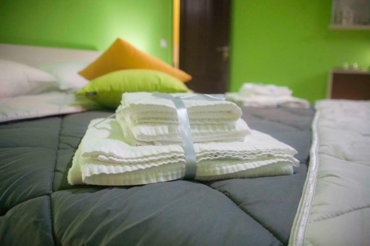 Bohème B&B al centro di Palermo Esterno foto