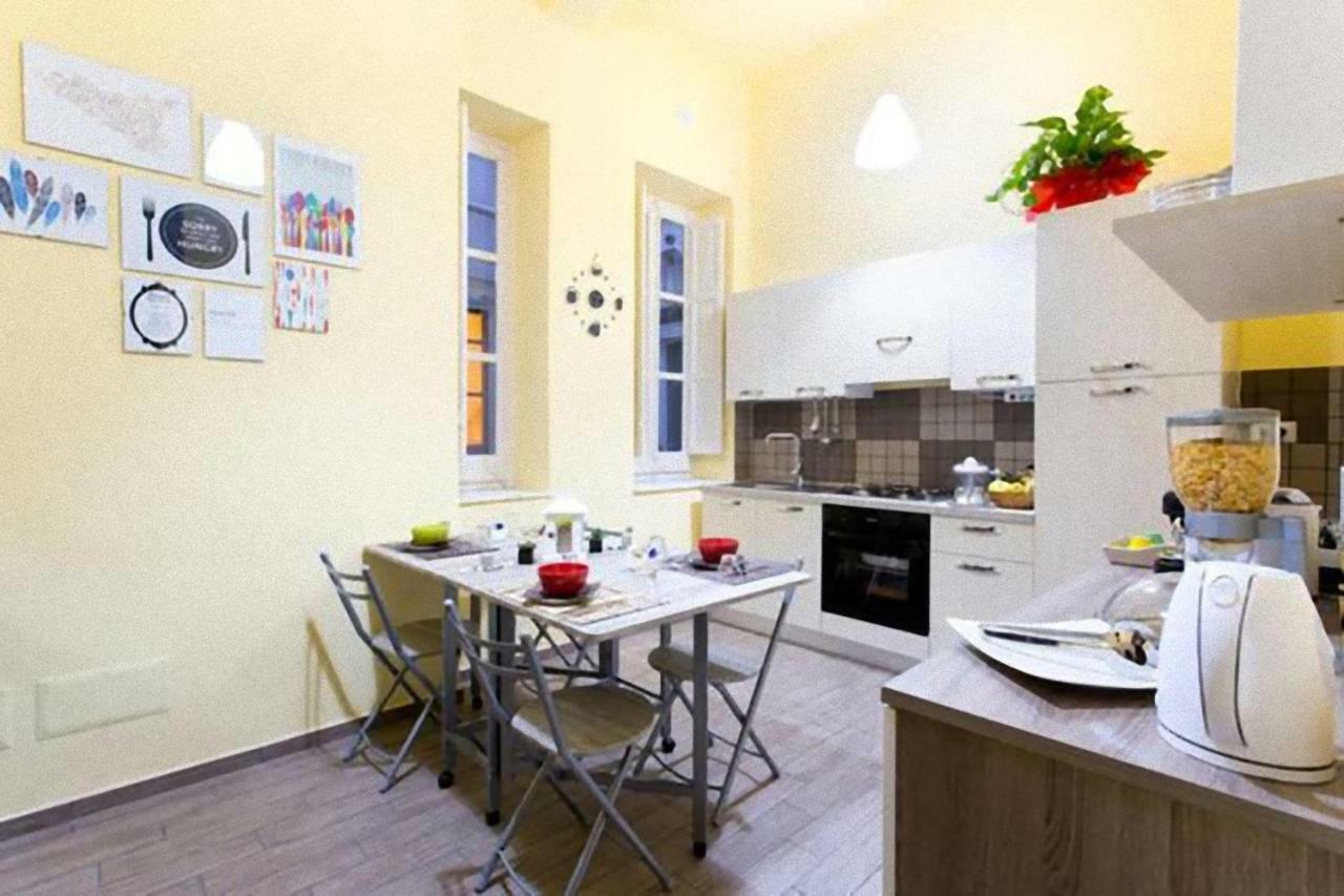 Bohème B&B al centro di Palermo Esterno foto